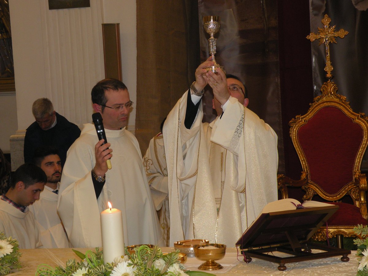 17-04-2014-giovedi-santo-00033.JPG