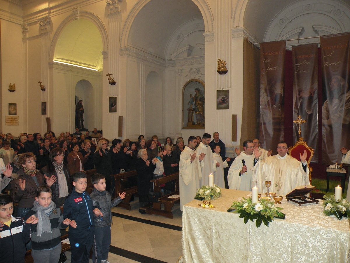 17-04-2014-giovedi-santo-00039.JPG
