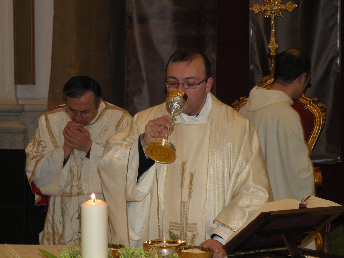 17-04-2014-giovedi-santo-00043.JPG