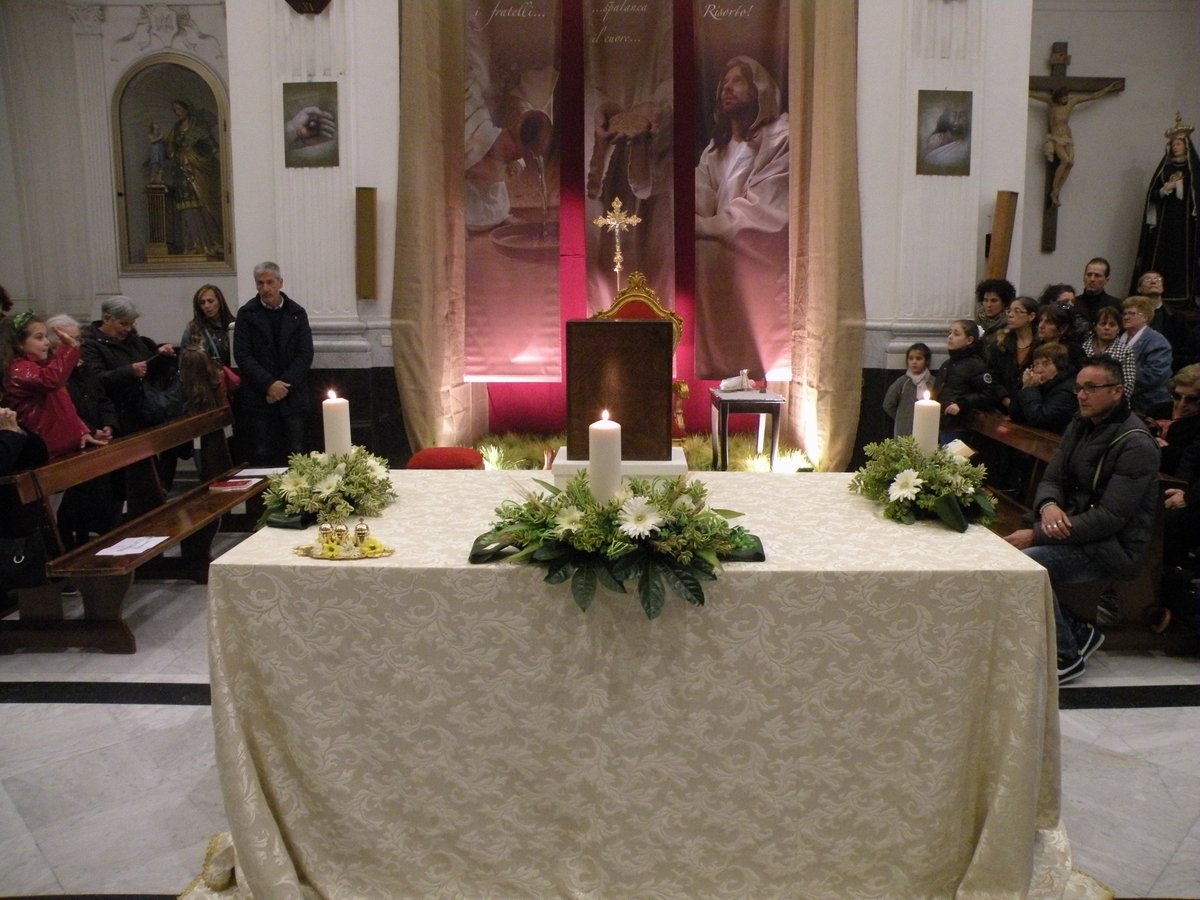 17-04-2014-giovedi-santo-00047.JPG