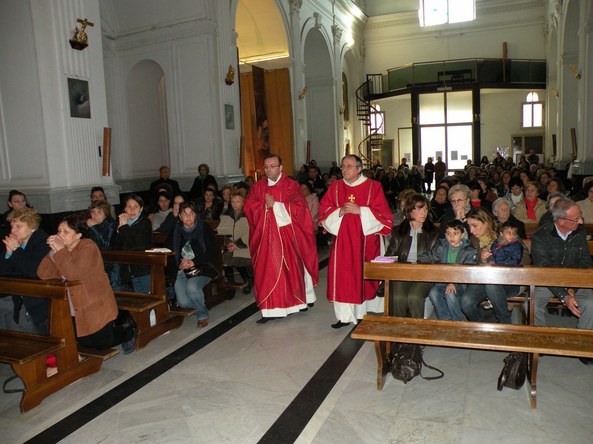 18-04-2014-venerdi-santo-00022.JPG