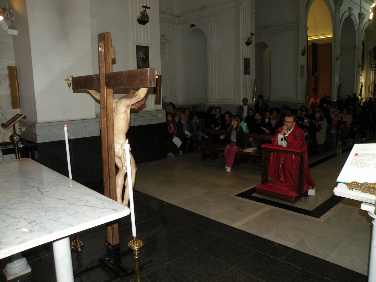 18-04-2014-venerdi-santo-00030.JPG