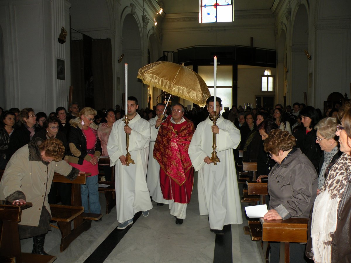 18-04-2014-venerdi-santo-00040.JPG