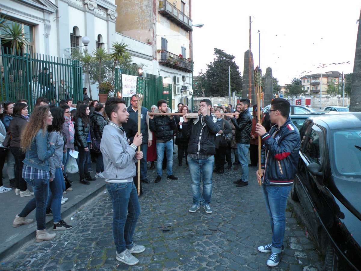18-04-2014-venerdi-santo-00050.JPG