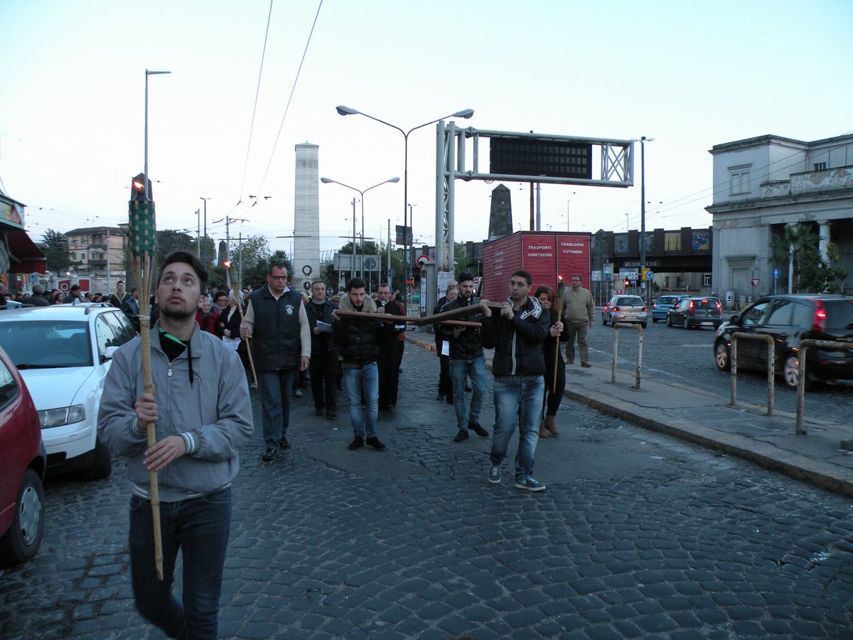 18-04-2014-venerdi-santo-00052.JPG
