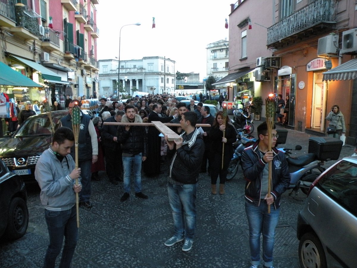 18-04-2014-venerdi-santo-00055.JPG