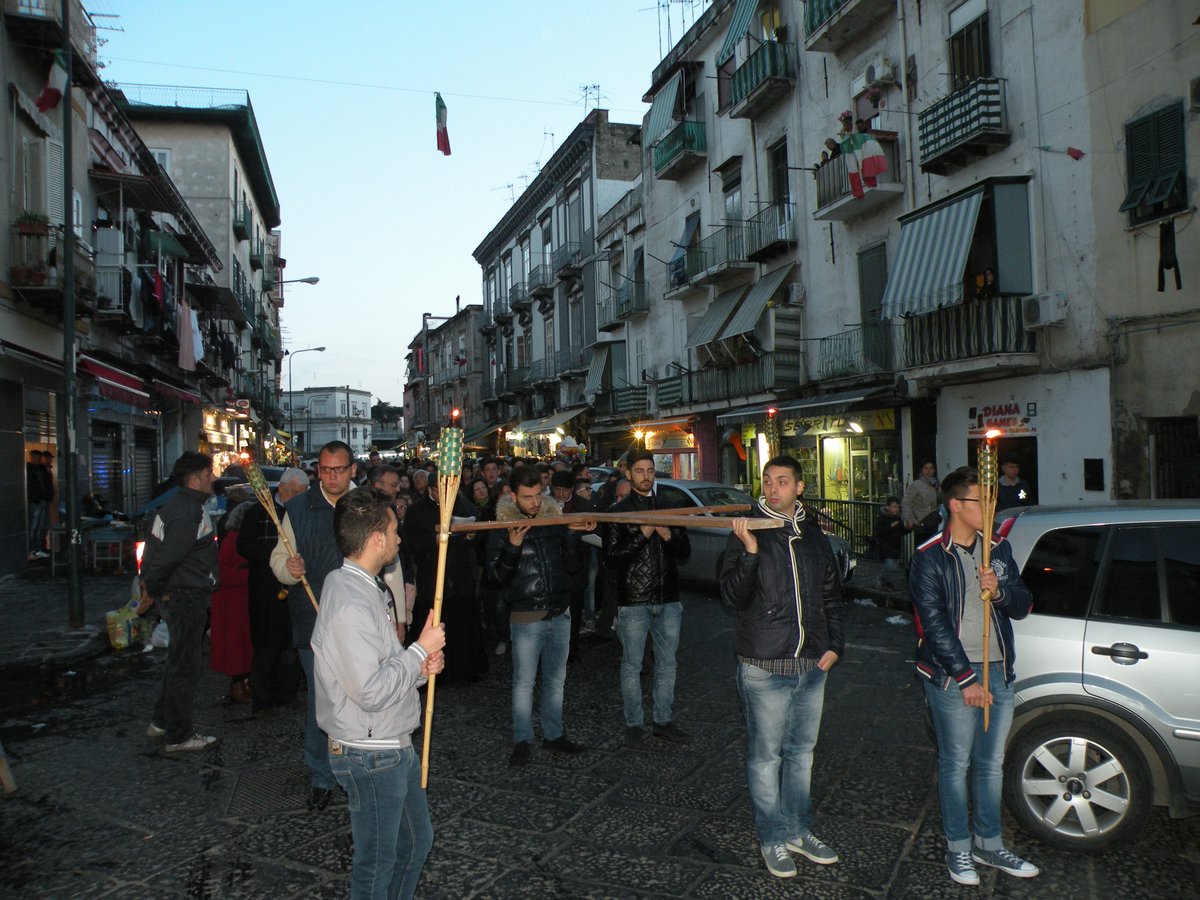 18-04-2014-venerdi-santo-00059.JPG