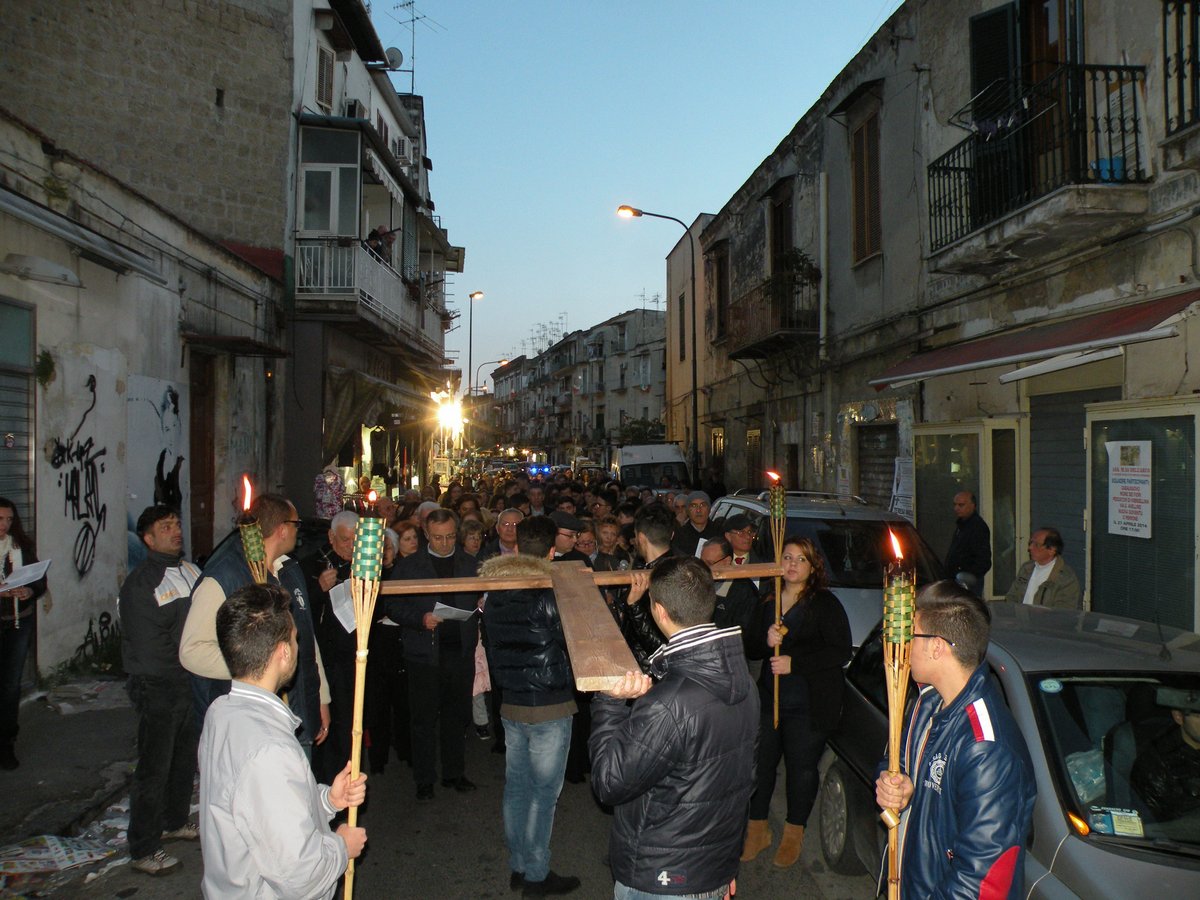 18-04-2014-venerdi-santo-00062.JPG