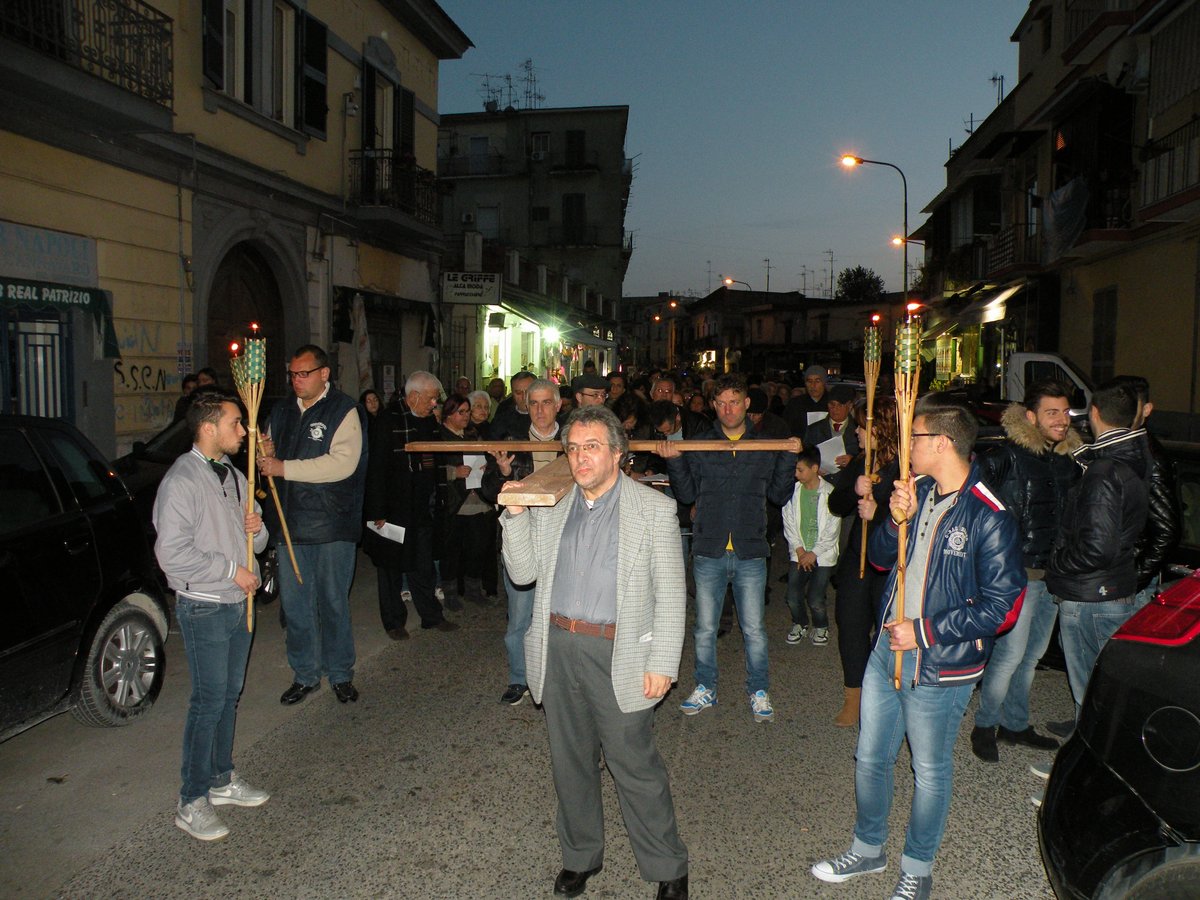 18-04-2014-venerdi-santo-00064.JPG