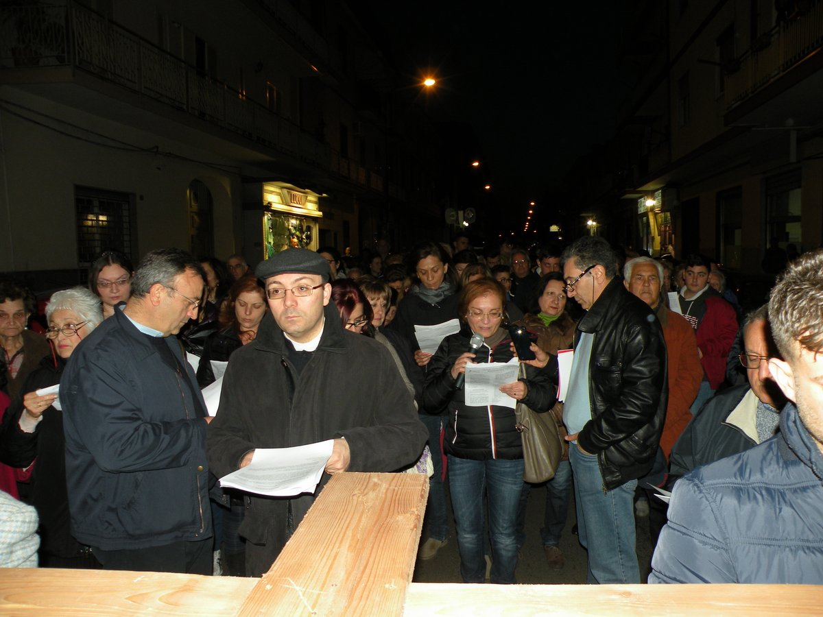 18-04-2014-venerdi-santo-00070.JPG