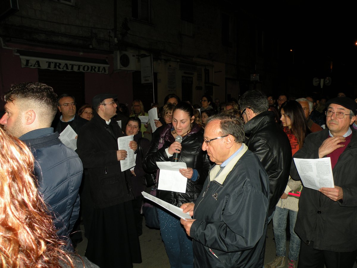 18-04-2014-venerdi-santo-00071.JPG