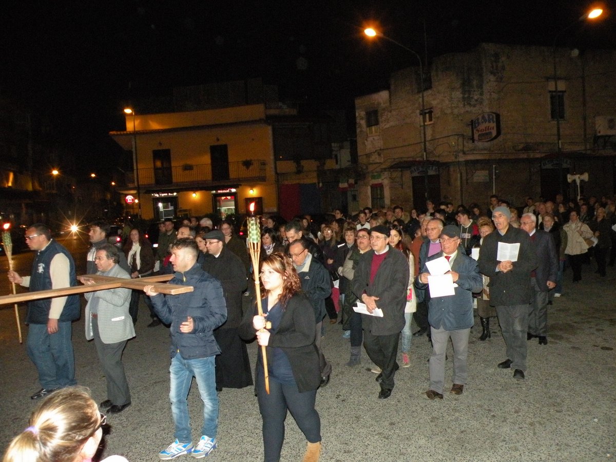 18-04-2014-venerdi-santo-00072.JPG