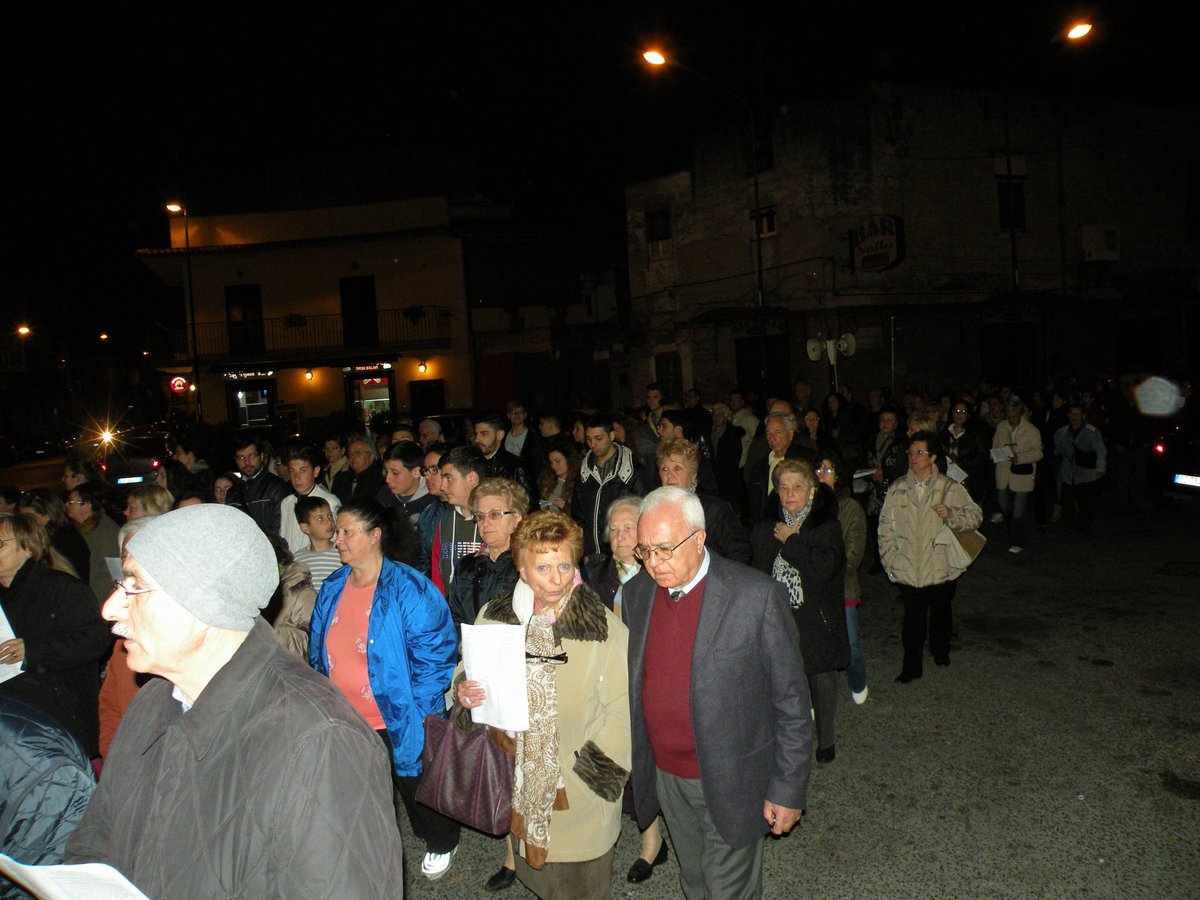 18-04-2014-venerdi-santo-00073.JPG