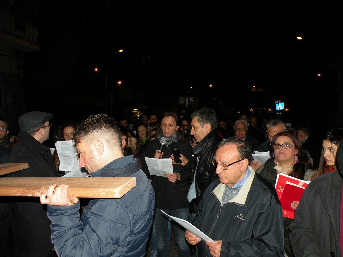 18-04-2014-venerdi-santo-00078.JPG