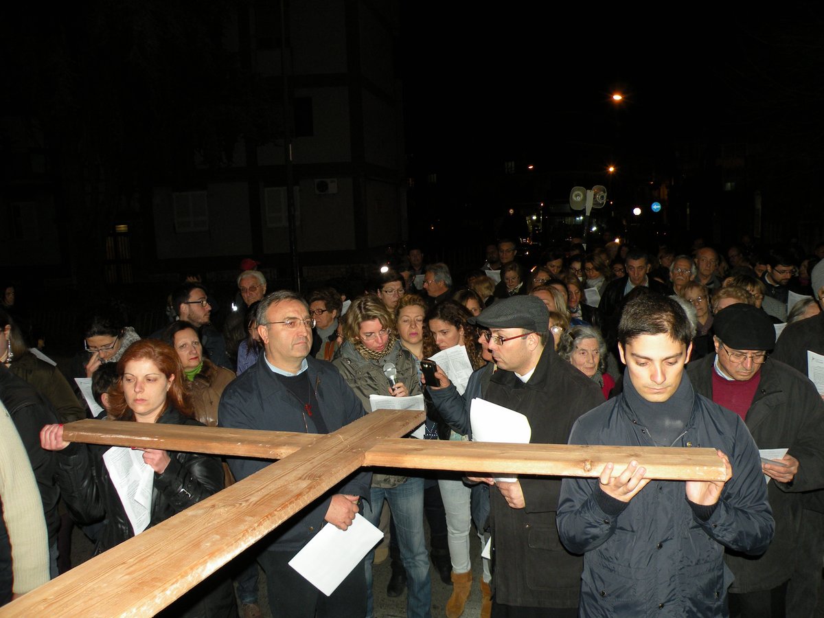 18-04-2014-venerdi-santo-00086.JPG