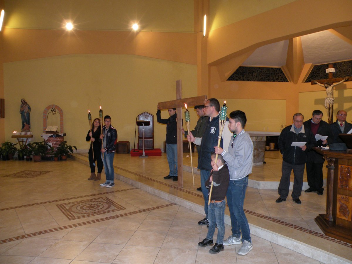 18-04-2014-venerdi-santo-00096.JPG