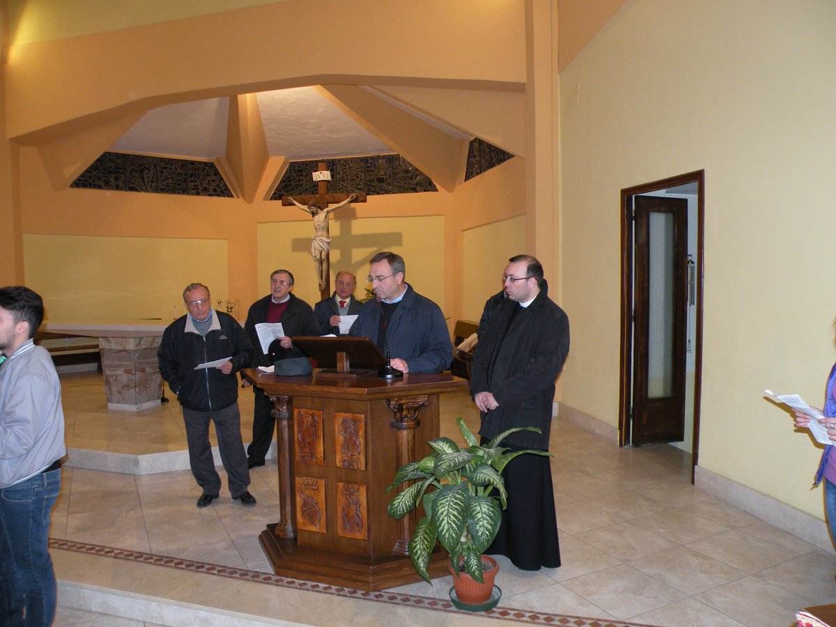 18-04-2014-venerdi-santo-00097.JPG