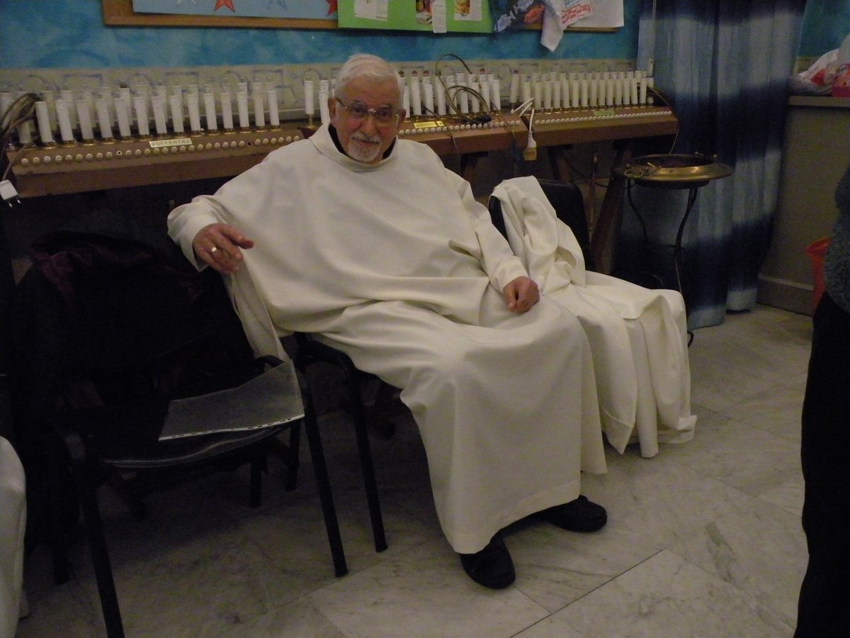 20-04-2014-veglia-pasquale-00002.JPG