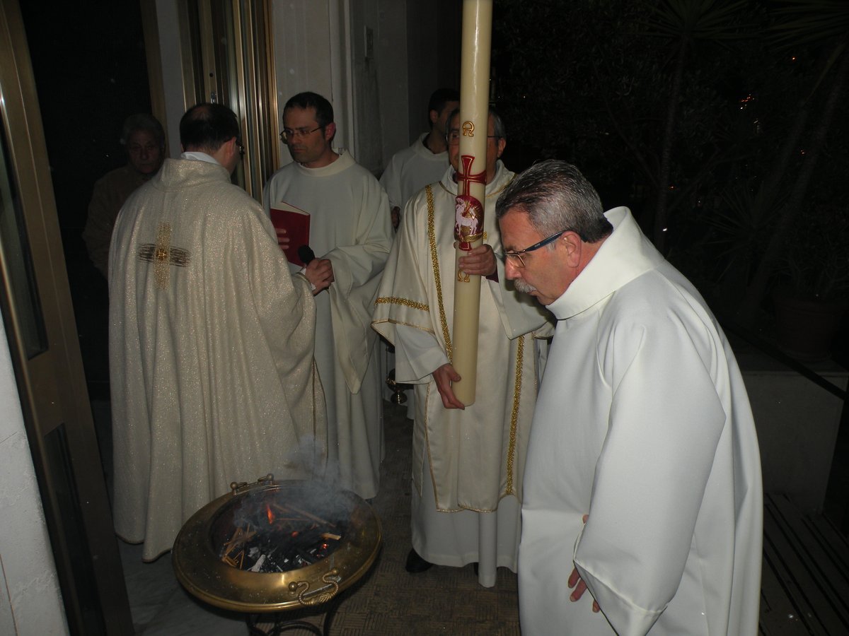 20-04-2014-veglia-pasquale-00003.JPG