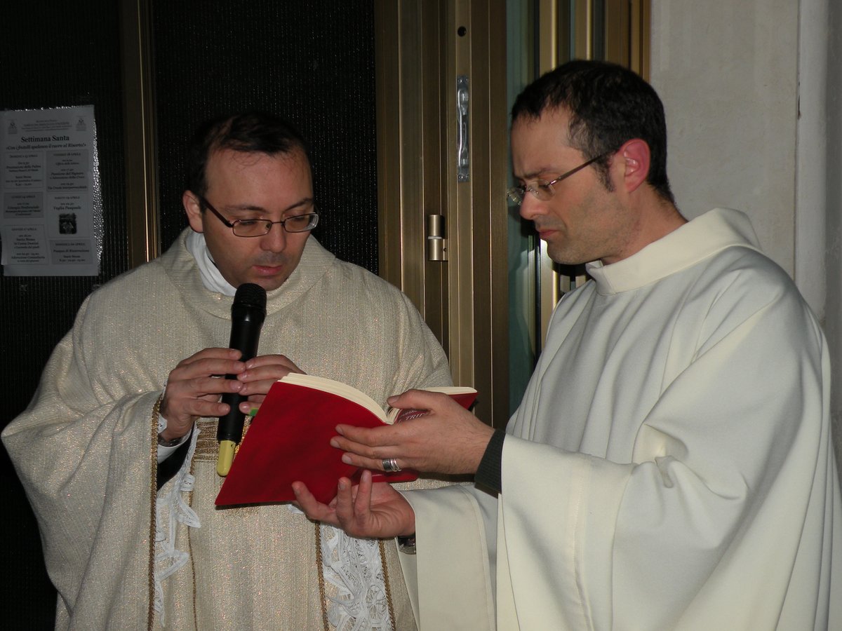 20-04-2014-veglia-pasquale-00004.JPG
