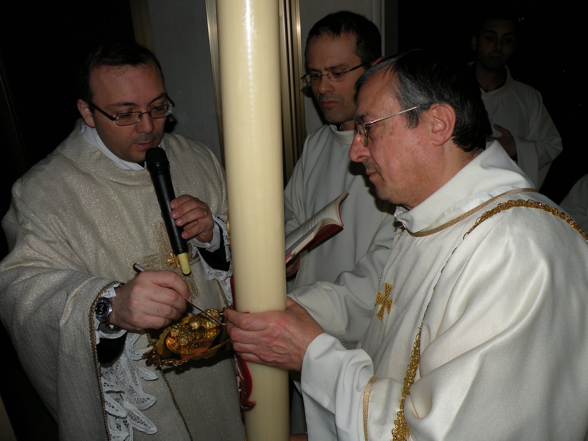 20-04-2014-veglia-pasquale-00007.JPG