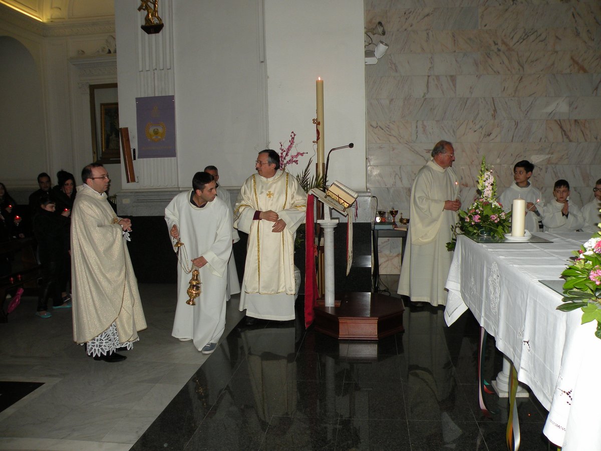 20-04-2014-veglia-pasquale-00012.JPG