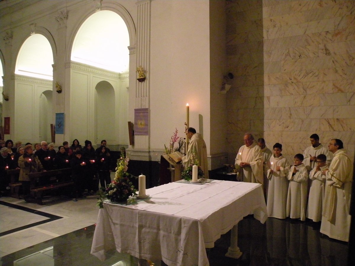 20-04-2014-veglia-pasquale-00018.JPG