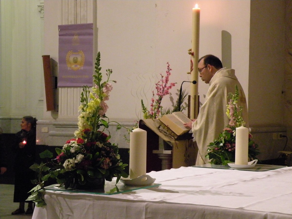 20-04-2014-veglia-pasquale-00019.JPG