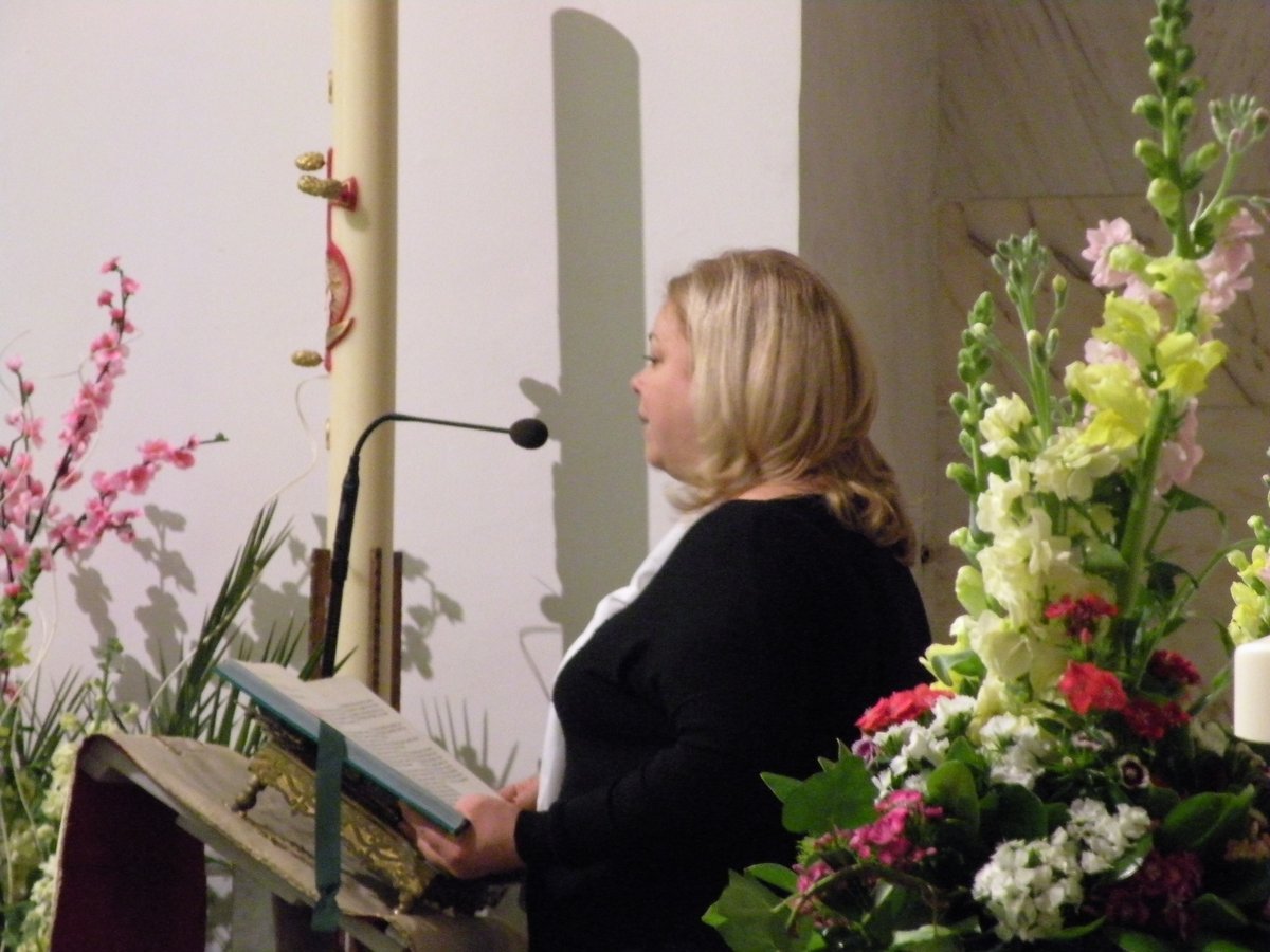 20-04-2014-veglia-pasquale-00022.JPG