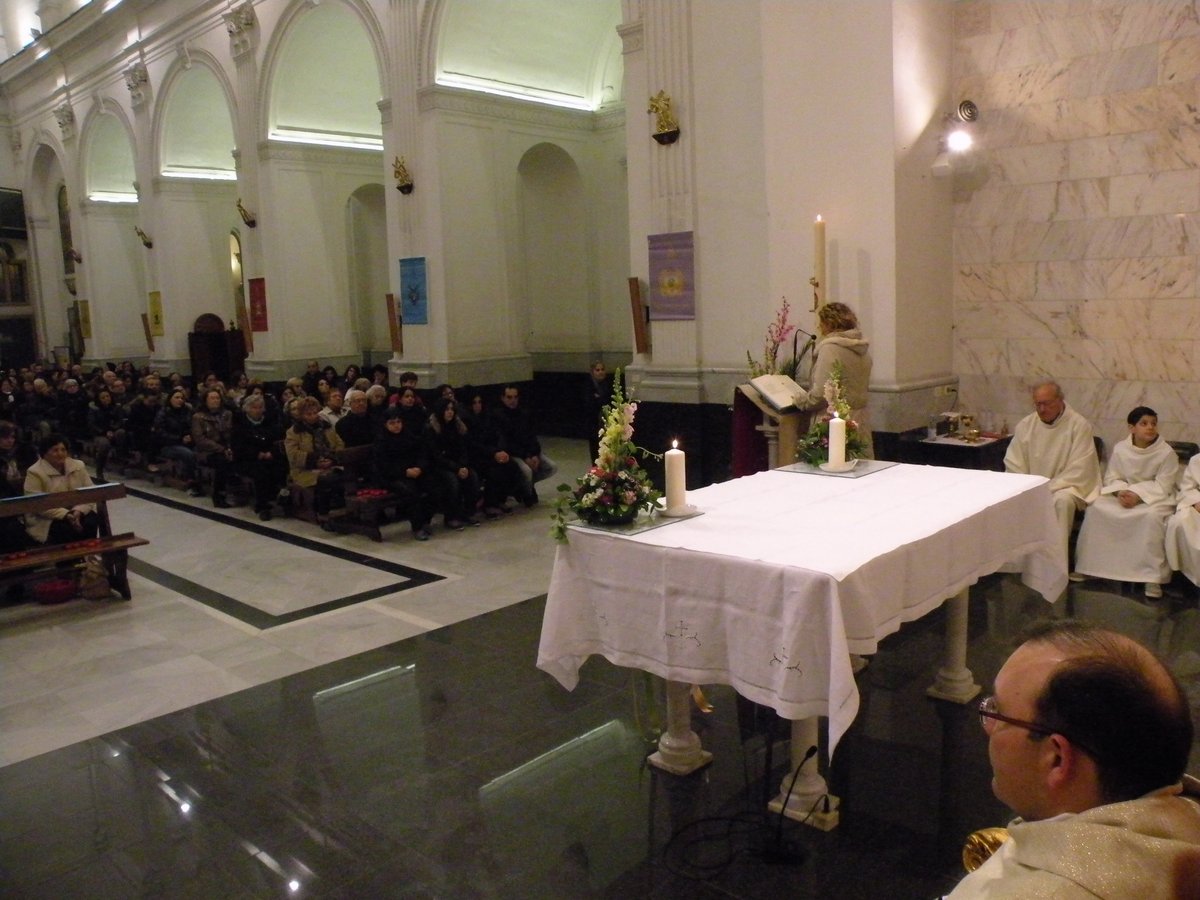 20-04-2014-veglia-pasquale-00028.JPG