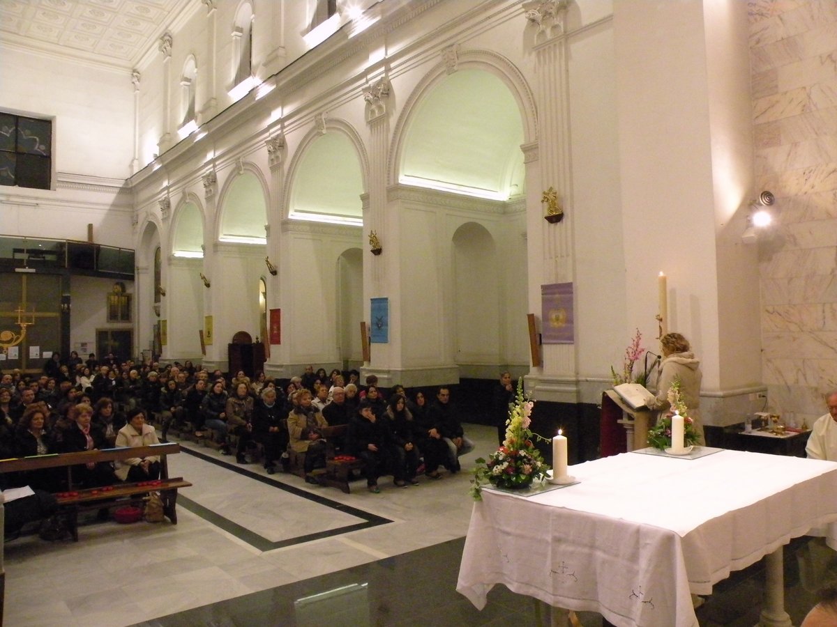 20-04-2014-veglia-pasquale-00030.JPG