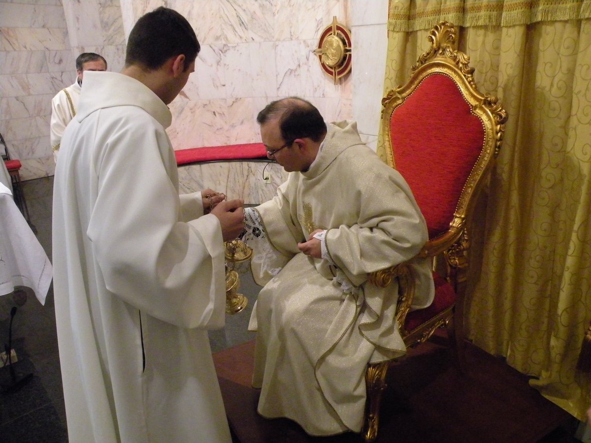 20-04-2014-veglia-pasquale-00031.JPG