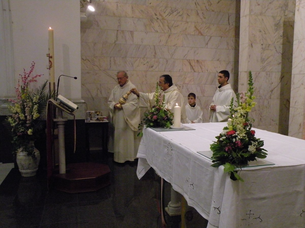 20-04-2014-veglia-pasquale-00033.JPG