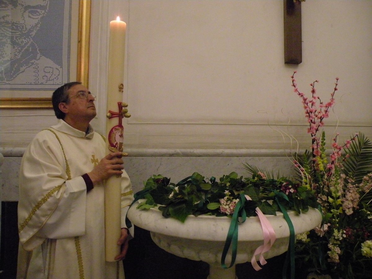 20-04-2014-veglia-pasquale-00070.JPG