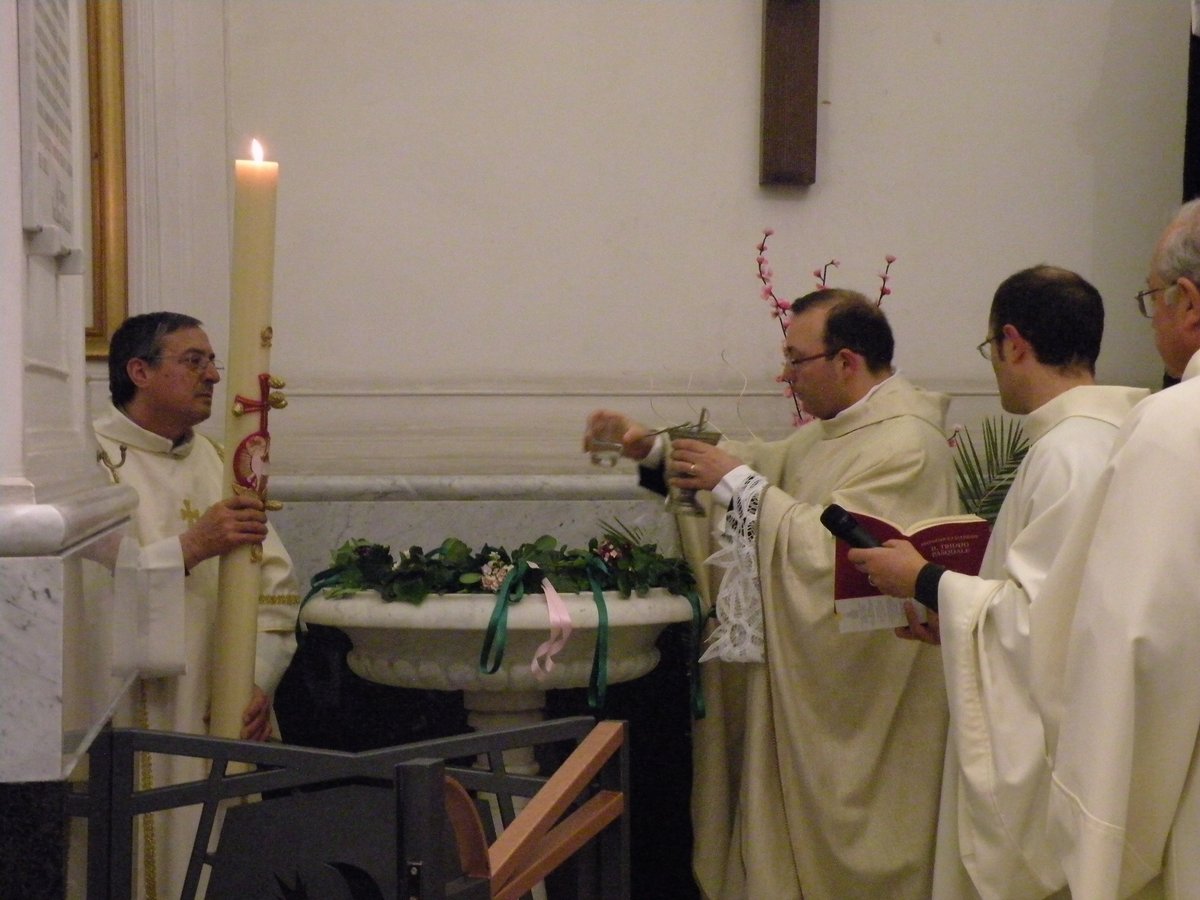 20-04-2014-veglia-pasquale-00076.JPG