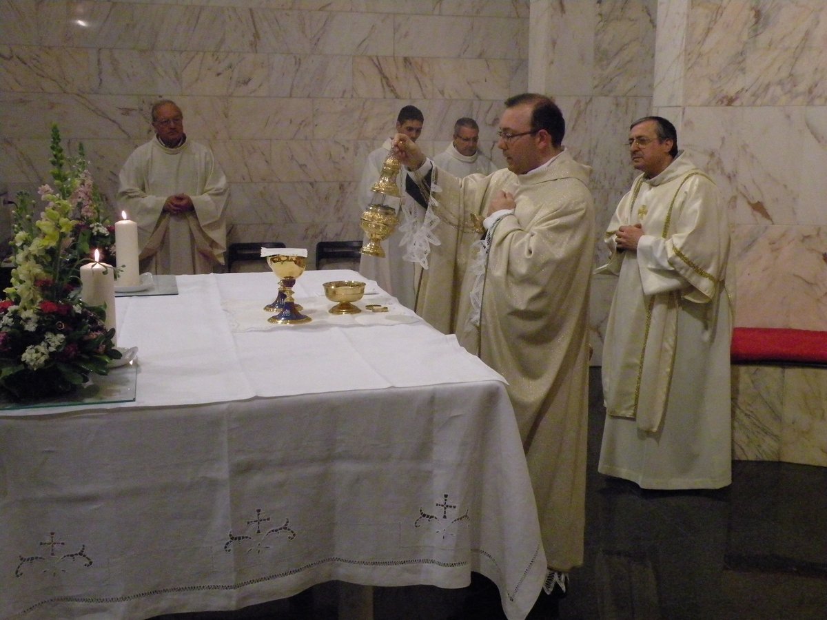 20-04-2014-veglia-pasquale-00082.JPG