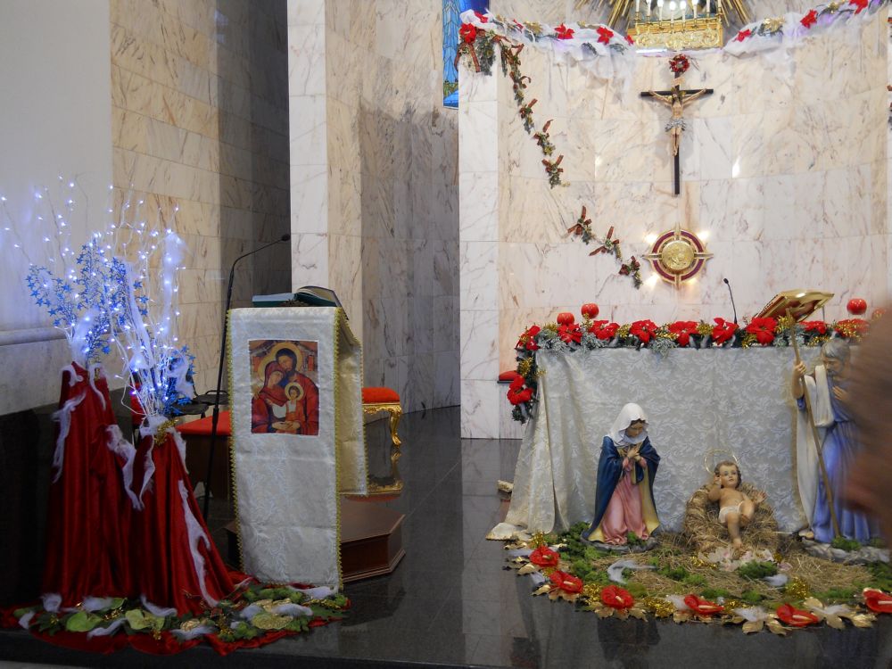 25-12-2011-messa-natale-ore-12-0009