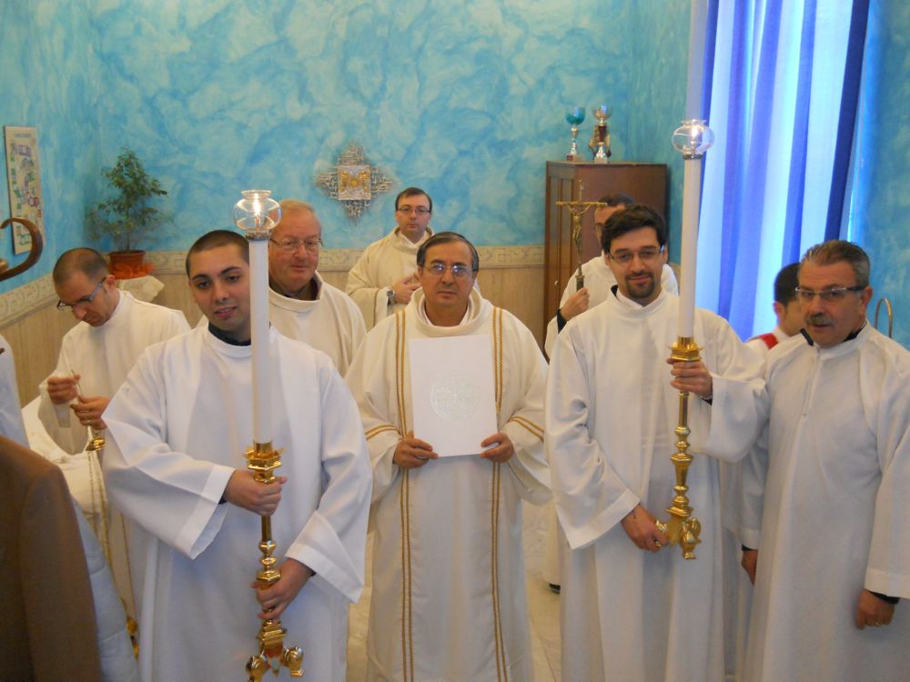25-12-2011-messa-natale-ore-12-0029