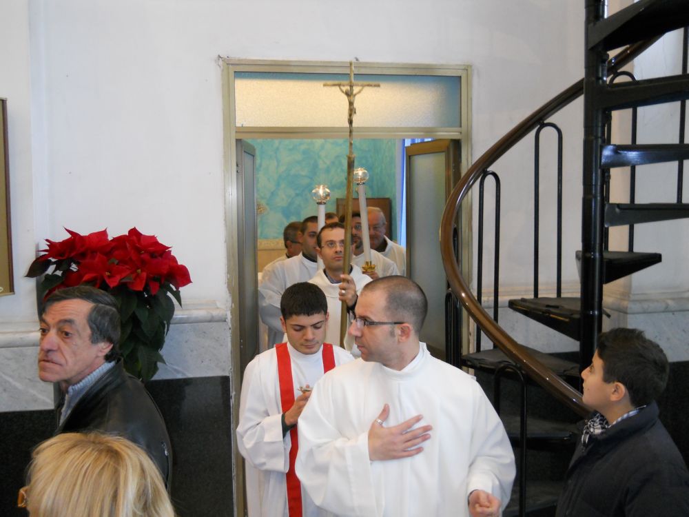 25-12-2011-messa-natale-ore-12-0030