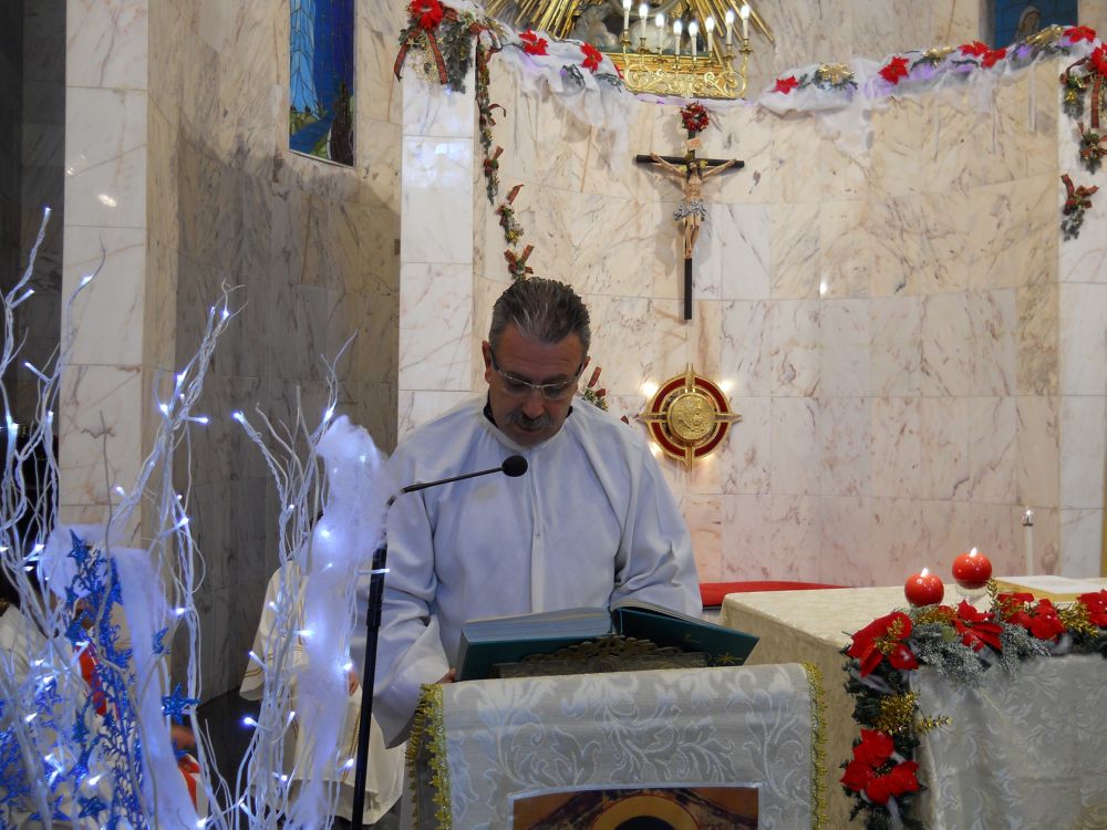 25-12-2011-messa-natale-ore-12-0048
