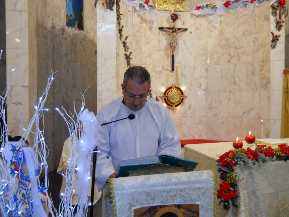 25-12-2011-messa-natale-ore-12-0049