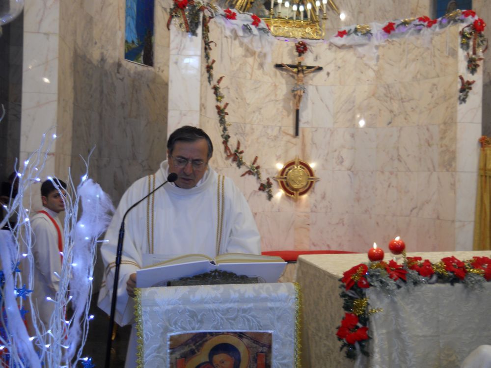 25-12-2011-messa-natale-ore-12-0062