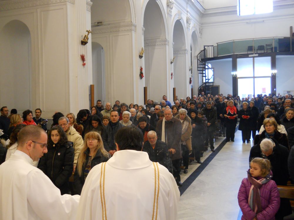 25-12-2011-messa-natale-ore-12-0081