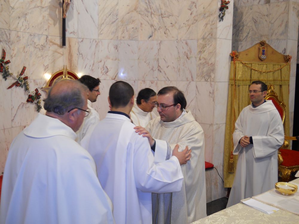 25-12-2011-messa-natale-ore-12-0099