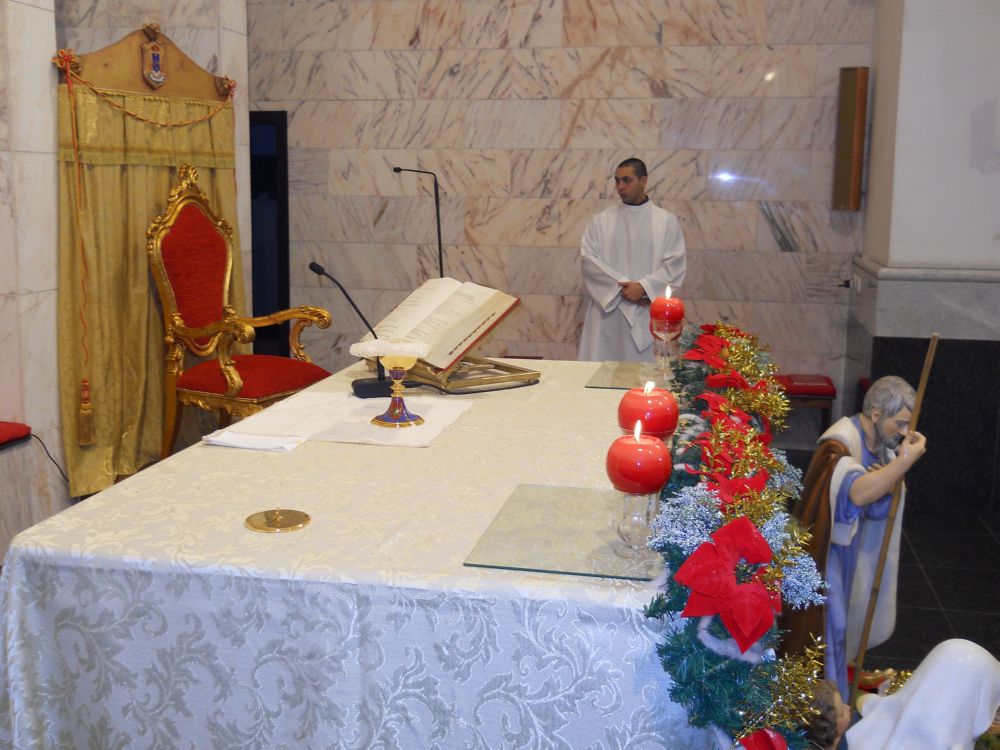 25-12-2011-messa-natale-ore-12-0115