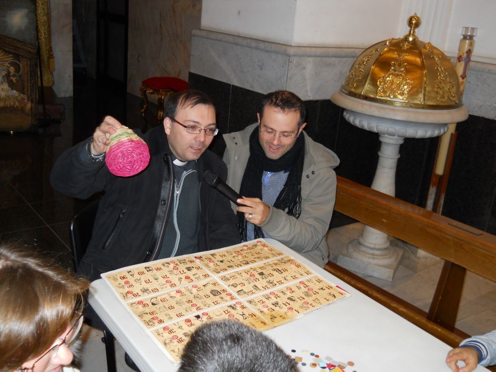 27-12-2011-tombolata-in-parrocchia-0001