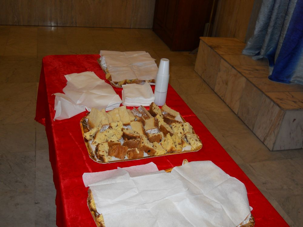 27-12-2011-tombolata-in-parrocchia-0039