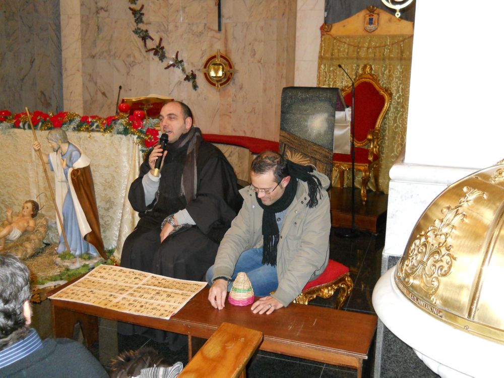 27-12-2011-tombolata-in-parrocchia-0053