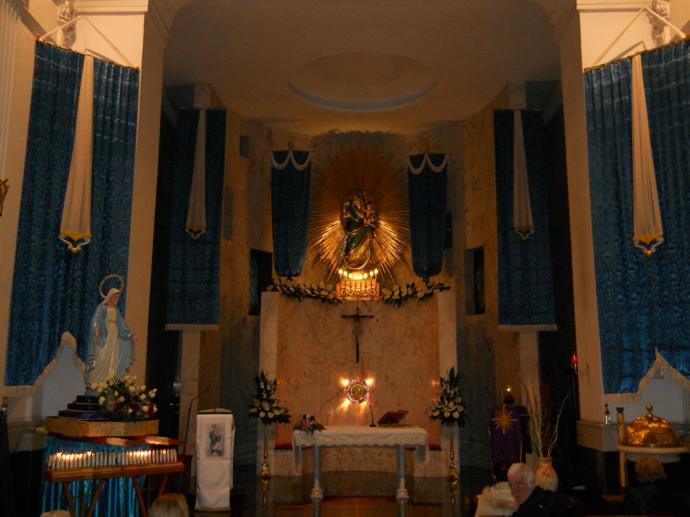 8-12-2011-messa-processione-007