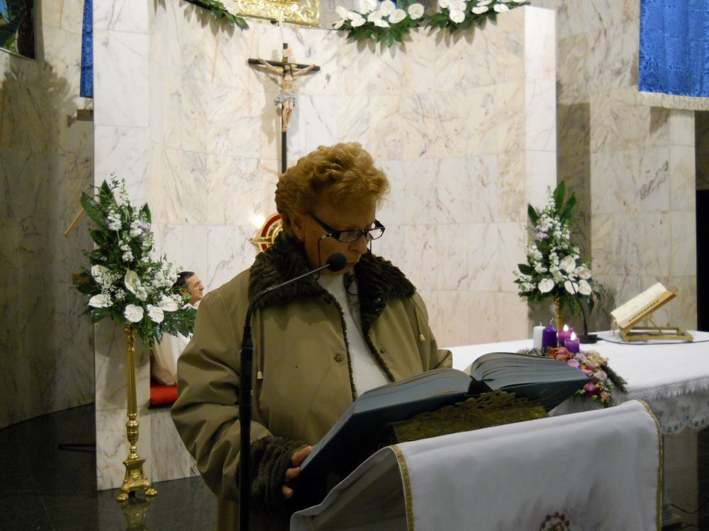 8-12-2011-messa-processione-018